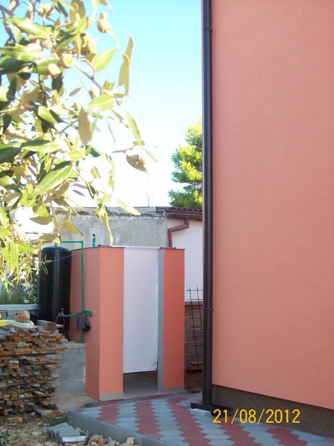 Apartments With A Parking Space Vir - 17422 المظهر الخارجي الصورة